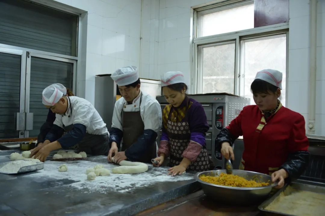 图片2.png 图片2.png