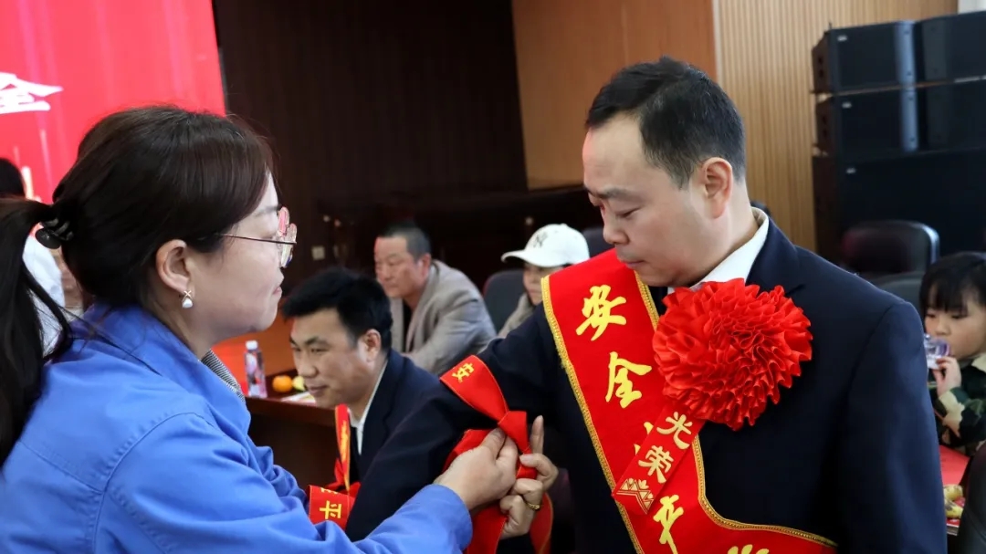 640.webp (4).jpg 640.webp (4).jpg