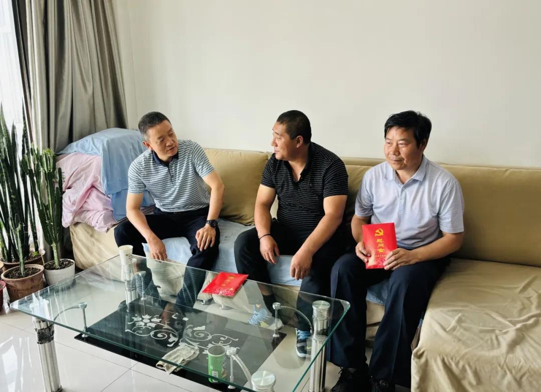 图片5.jpg 图片5.jpg