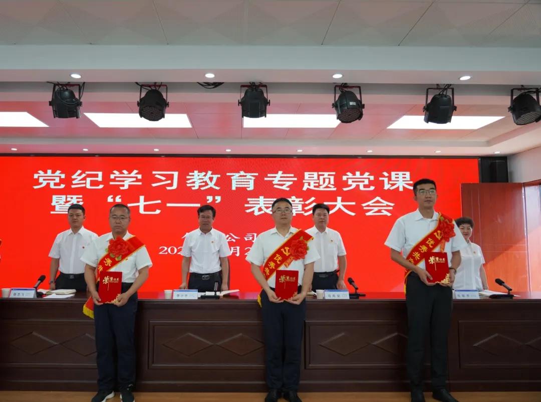 图片27.jpg 图片27.jpg